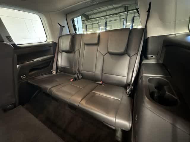 Photo of 2015 Gray Honda Pilot