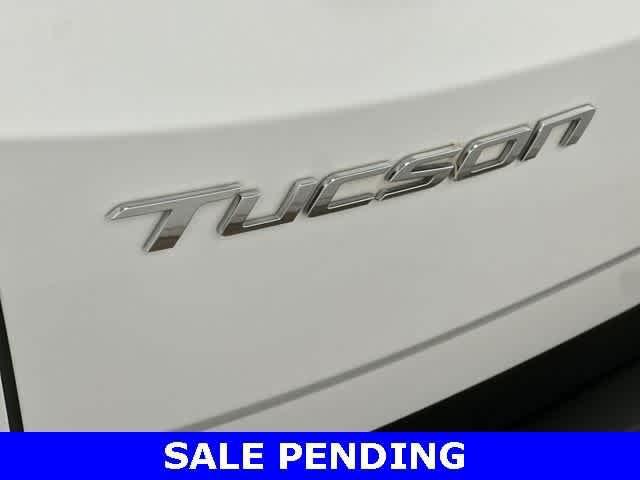 Photo of 2022 Quartz White Hyundai TUCSON