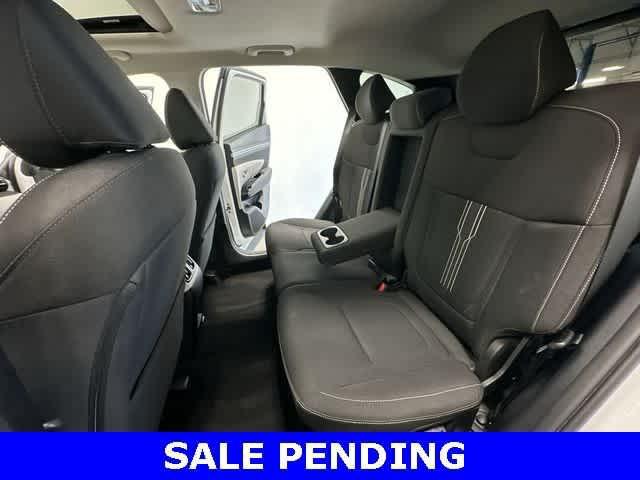 Photo of 2022 Quartz White Hyundai TUCSON