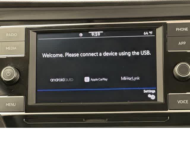 Photo of 2023 Opal White Pearl Volkswagen Jetta