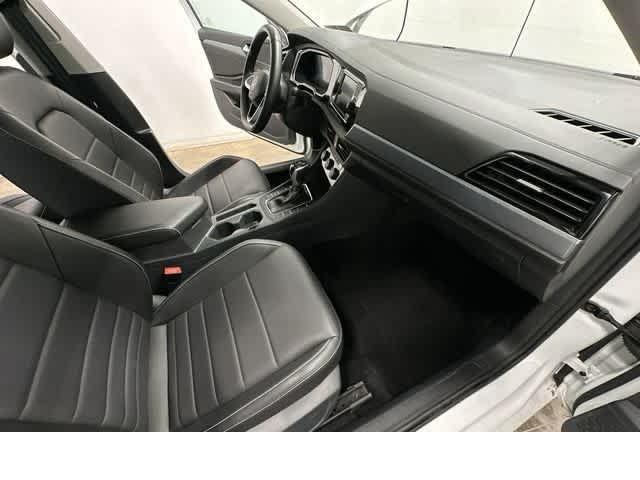 Photo of 2023 Opal White Pearl Volkswagen Jetta
