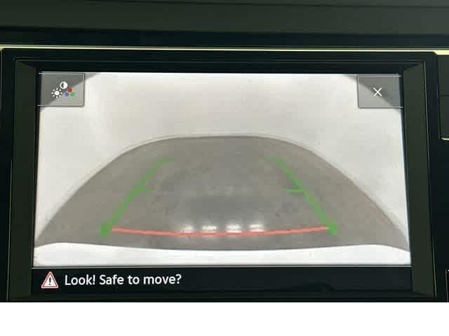 Photo of 2023 Opal White Pearl Volkswagen Jetta