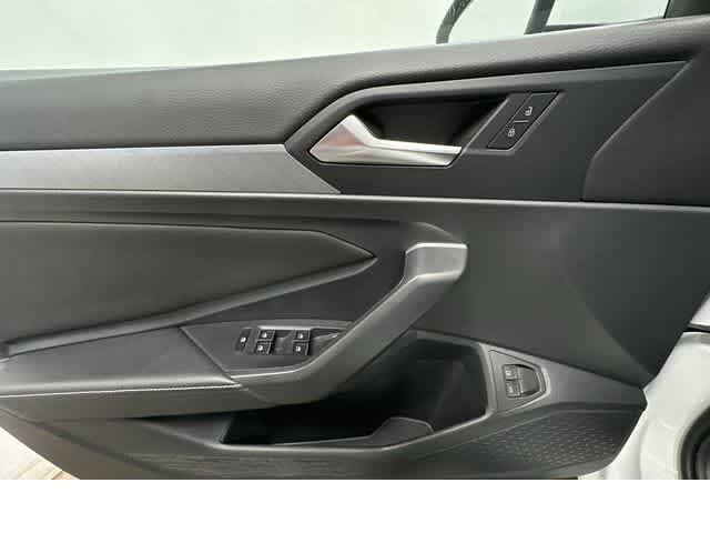 Photo of 2023 Opal White Pearl Volkswagen Jetta