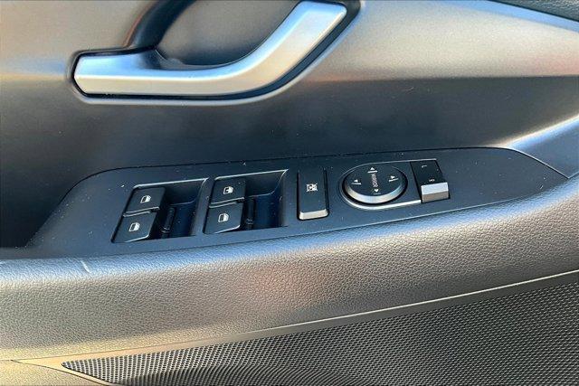 Photo of 2018 Symphony Air Silver Hyundai Elantra GT