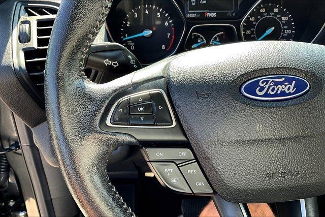 Photo of 2019 Magnetic Metallic Ford Escape