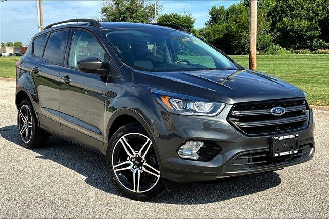 Photo of 2019 Magnetic Metallic Ford Escape
