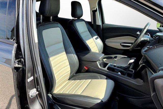 Photo of 2019 Magnetic Metallic Ford Escape