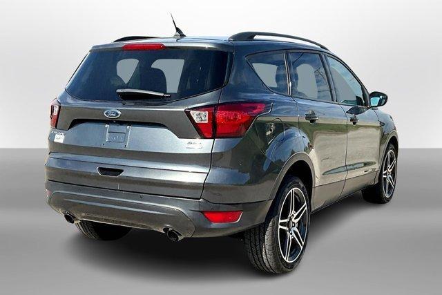 Photo of 2019 Magnetic Metallic Ford Escape