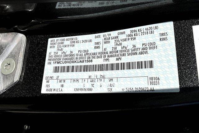 Photo of 2019 Magnetic Metallic Ford Escape