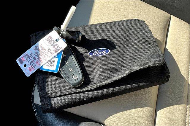 Photo of 2019 Magnetic Metallic Ford Escape
