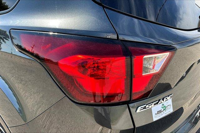 Photo of 2019 Magnetic Metallic Ford Escape