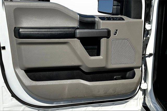 Photo of 2020 Oxford White Ford F-150