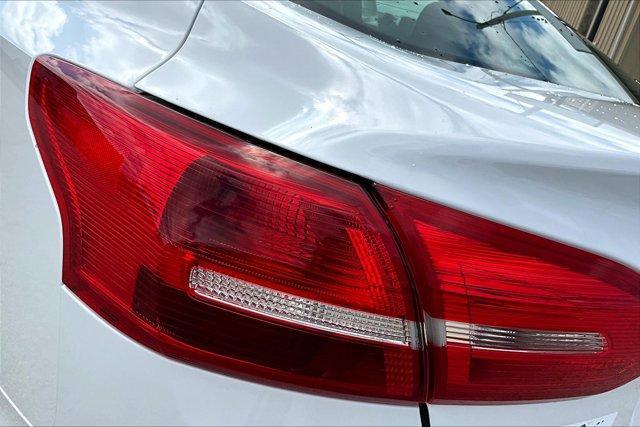 Photo of 2018 Oxford White Ford Focus