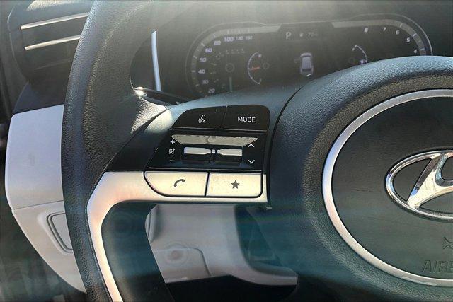 Photo of 2023 Shimmering Silver Hyundai TUCSON