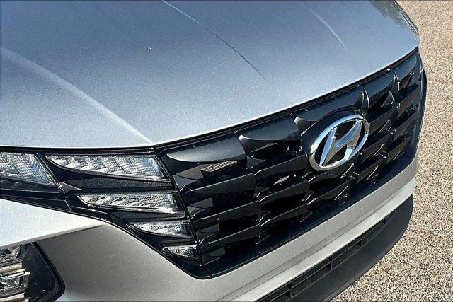 Photo of 2023 Shimmering Silver Hyundai TUCSON