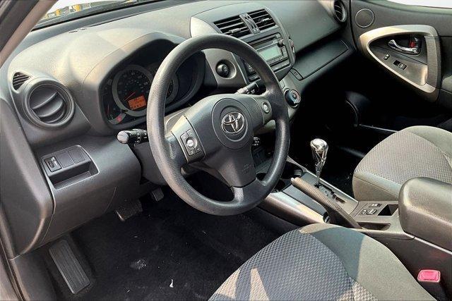 Photo of 2012 Magnetic Gray Metallic Toyota RAV4