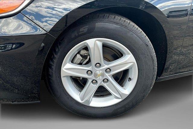 Photo of 2020 Mosaic Black Metallic Chevrolet Malibu