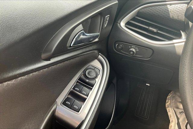 Photo of 2020 Mosaic Black Metallic Chevrolet Malibu