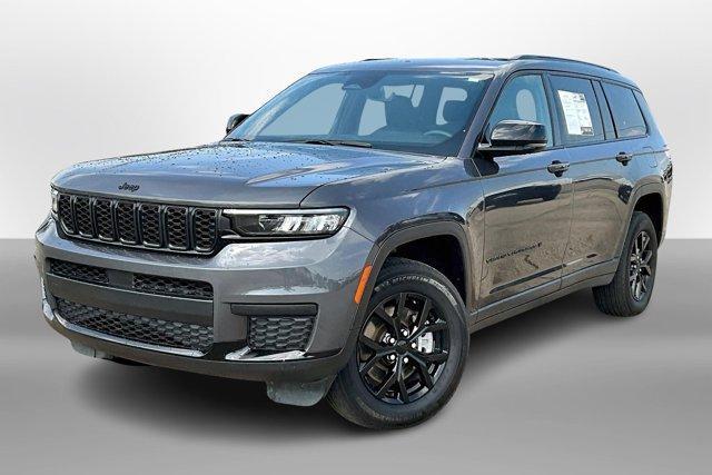 Photo of 2024 Metallic Jeep Grand Cherokee L