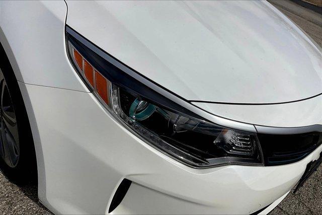 Photo of 2017 Snow White Pearl Kia Optima Plug-In Hybrid