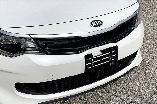 Photo of 2017 Snow White Pearl Kia Optima Plug-In Hybrid