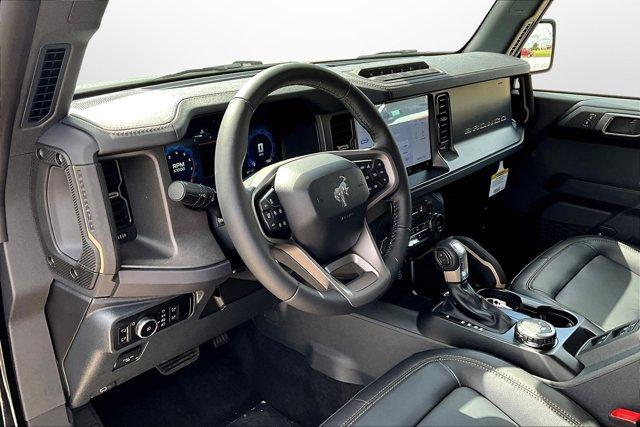 Photo of 2025 Shadow Black Ford Bronco