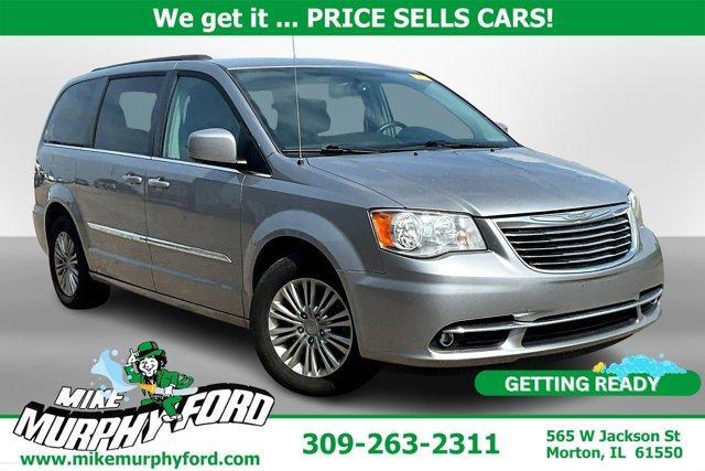 2016 Chrysler Town & Country