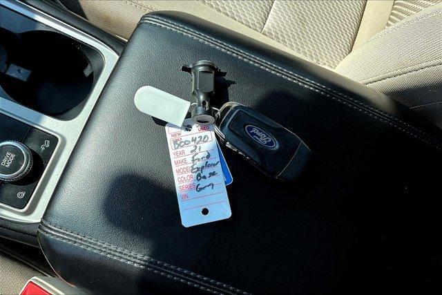 Photo of 2021 Carbonized Gray Metallic Ford Explorer