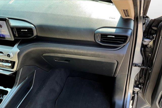 Photo of 2021 Carbonized Gray Metallic Ford Explorer