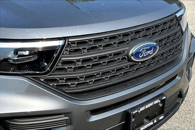 Photo of 2021 Carbonized Gray Metallic Ford Explorer