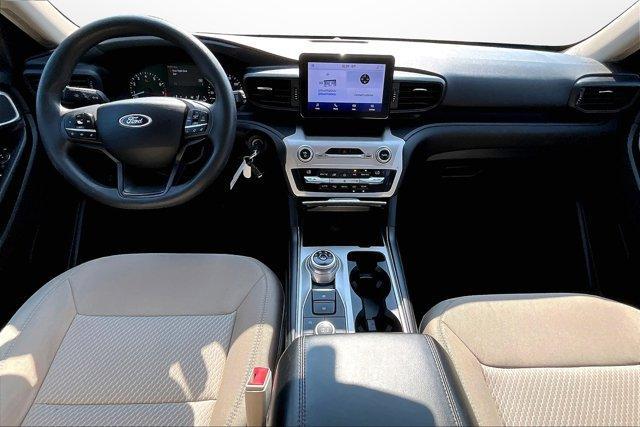 Photo of 2021 Carbonized Gray Metallic Ford Explorer