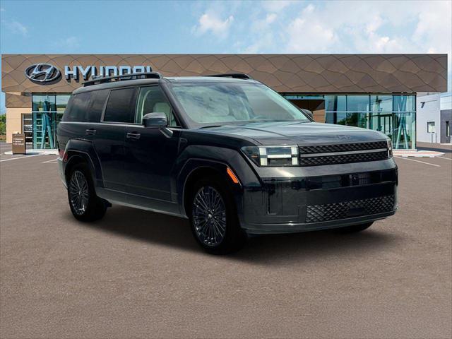 Photo of 2025 Phantom Black Hyundai SANTA FE HEV