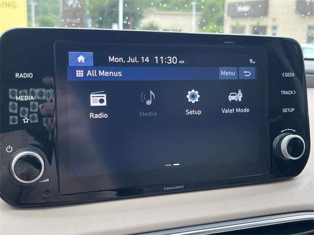 Photo of 2022 Quartz White Hyundai SANTA FE