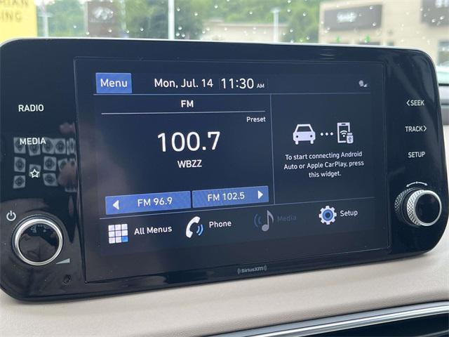 Photo of 2022 Quartz White Hyundai SANTA FE