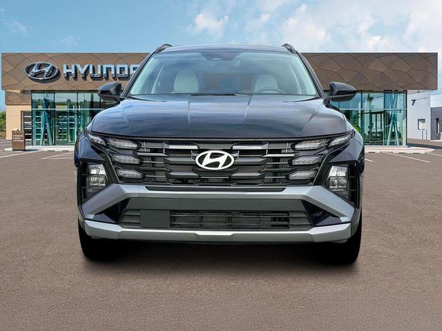 Photo of 2025 Phantom Black Hyundai TUCSON