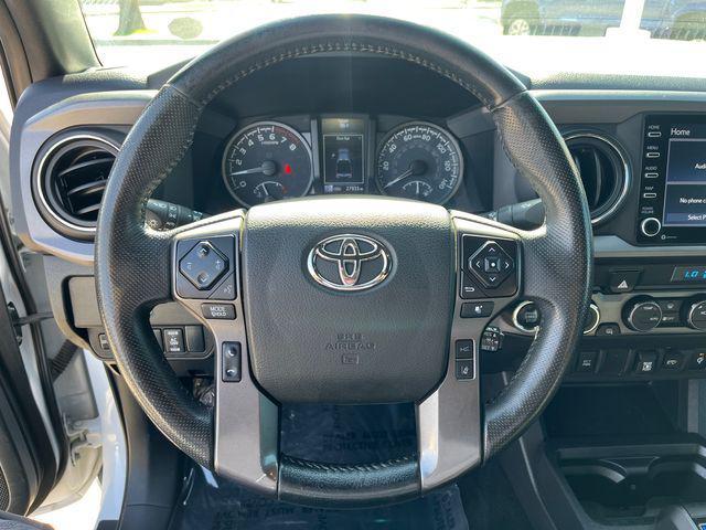 Photo of 2022 White Toyota Tacoma