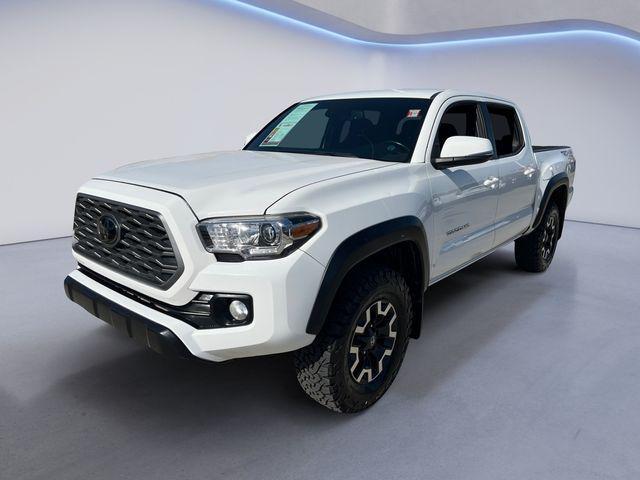 Photo of 2022 White Toyota Tacoma