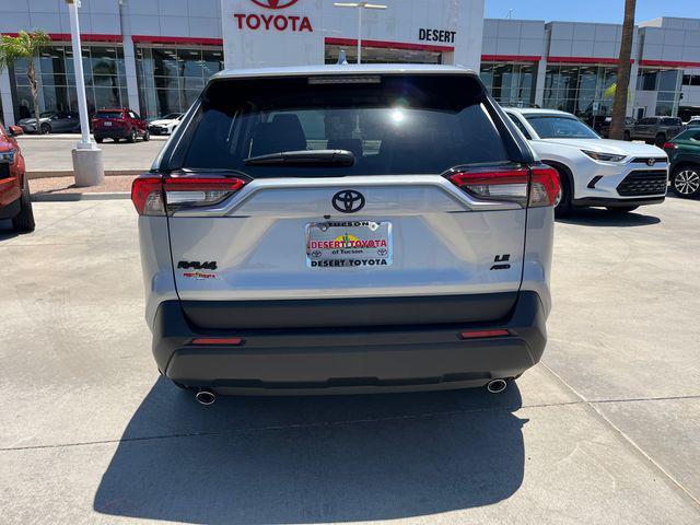 Photo of 2025 Silv Sky Met Toyota RAV4