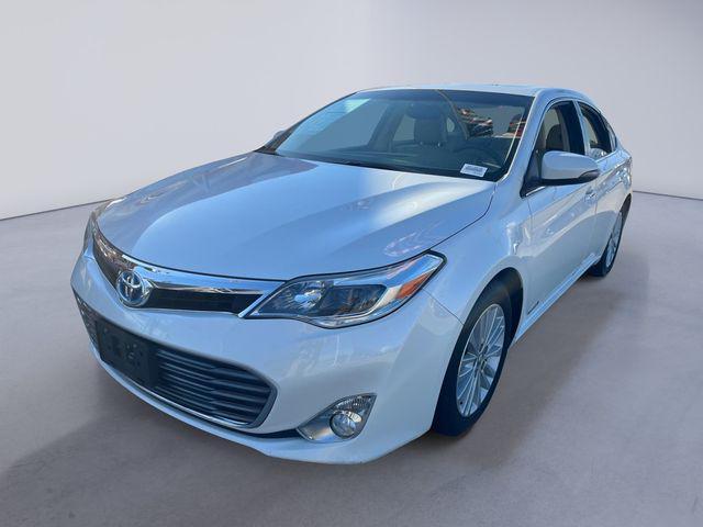 2013 Toyota Avalon Hybrid