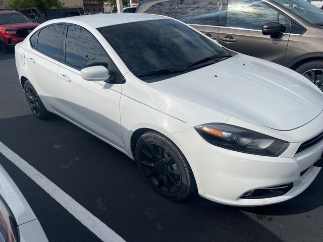 Photo of 2013 Bright White Clearcoat Dodge Dart