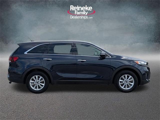 Photo of 2020 Imperial Blue Kia Sorento