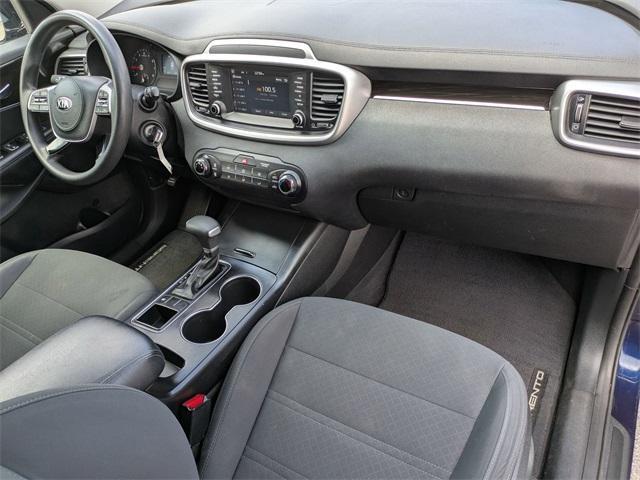 Photo of 2020 Imperial Blue Kia Sorento