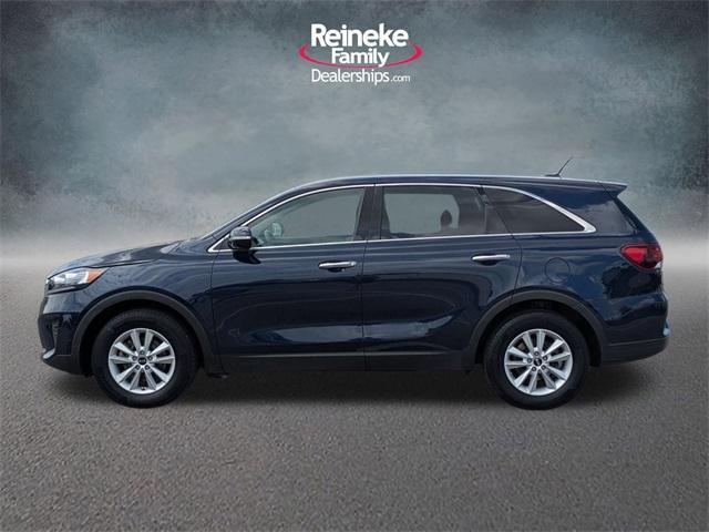 Photo of 2020 Imperial Blue Kia Sorento