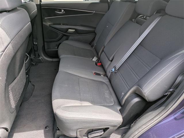 Photo of 2020 Imperial Blue Kia Sorento