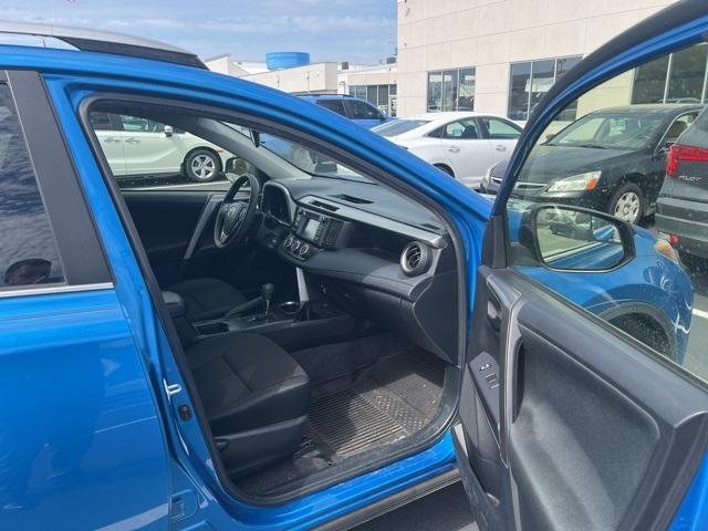 Photo of 2018 Electric Storm Blue Toyota RAV4