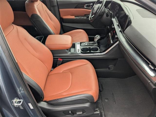 Photo of 2023 Astra Blue Kia Carnival