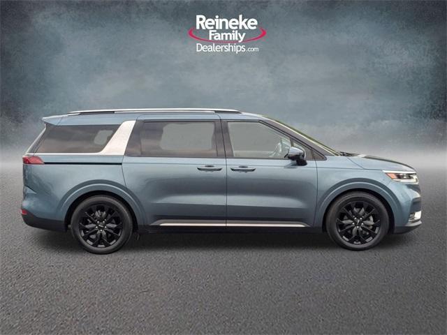 Photo of 2023 Astra Blue Kia Carnival