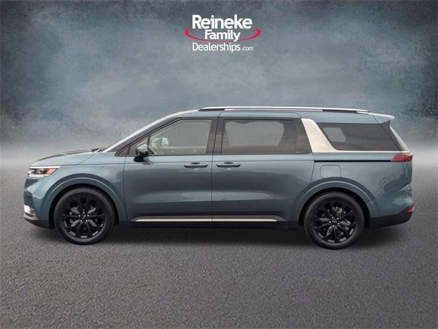 Photo of 2023 Astra Blue Kia Carnival