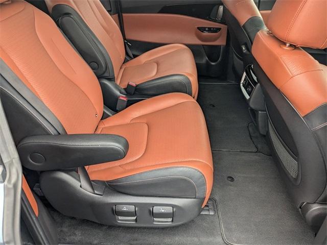 Photo of 2023 Astra Blue Kia Carnival