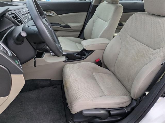 Photo of 2014 Taffeta White Honda Civic